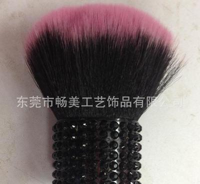 璀璨工藝，點(diǎn)亮生活 東莞工廠一站式貼鉆服務(wù)，打造個(gè)性化時(shí)尚單品